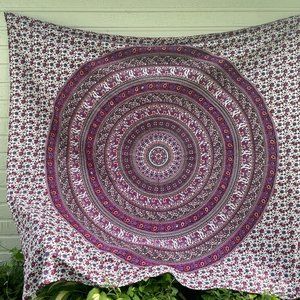 PB Dorm Pottery Bard Tapastry Purple and Red